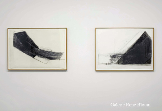 Passage (1980-1983) Fusain et mine de plomb sur papier; huile sur verre 74 x 107,9 cm / 29,1 x 42,5 pouces, Betty Goodwin, Vue de l’exposition (2008) Photo: Richard-Max Tremblay