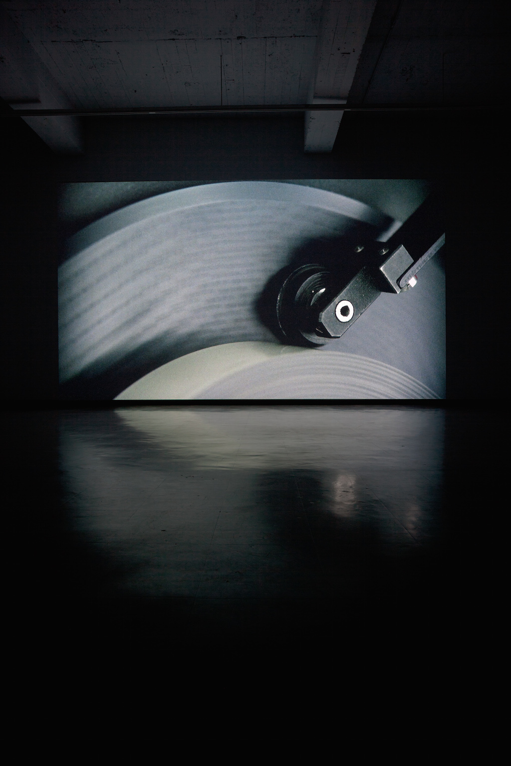 Pascal Grandmaison, The neutrality escape, 2008, video en boucle et son, 11m 25s